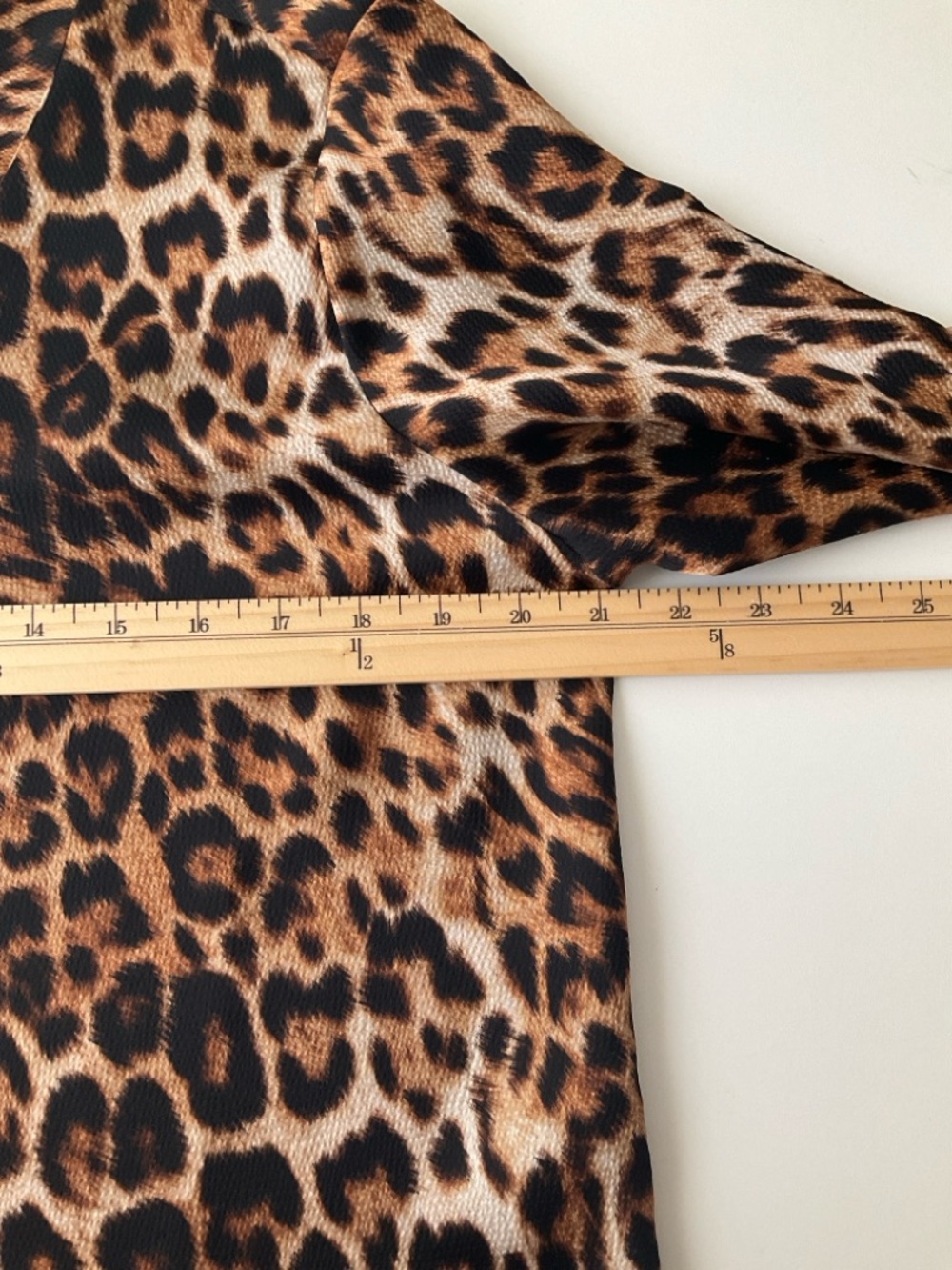 Chico's 1 (8-10) Leopard Print V-Neck Tunic - Brown/Black - Picture 7 of 8